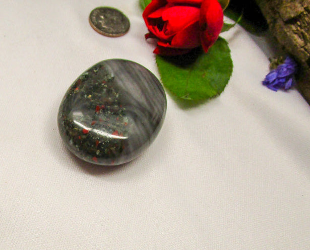 Bloodstone Palm stone - Exotic-Expressions.net